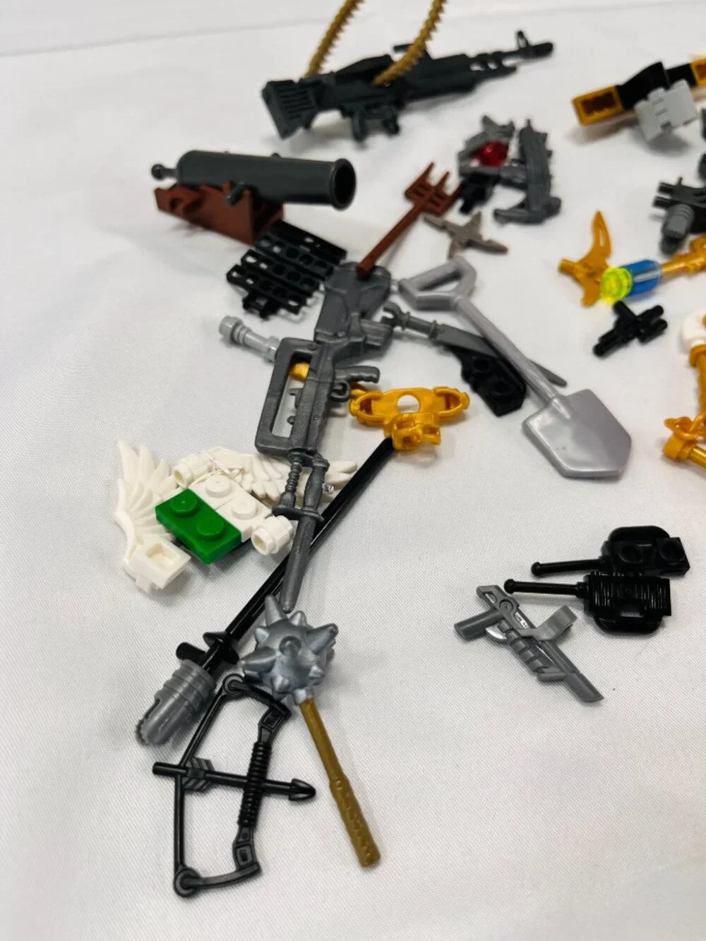 Lot of LEGO Minifigure Accessories Weapons Tools Parts Minifig Ninjago Star Wars